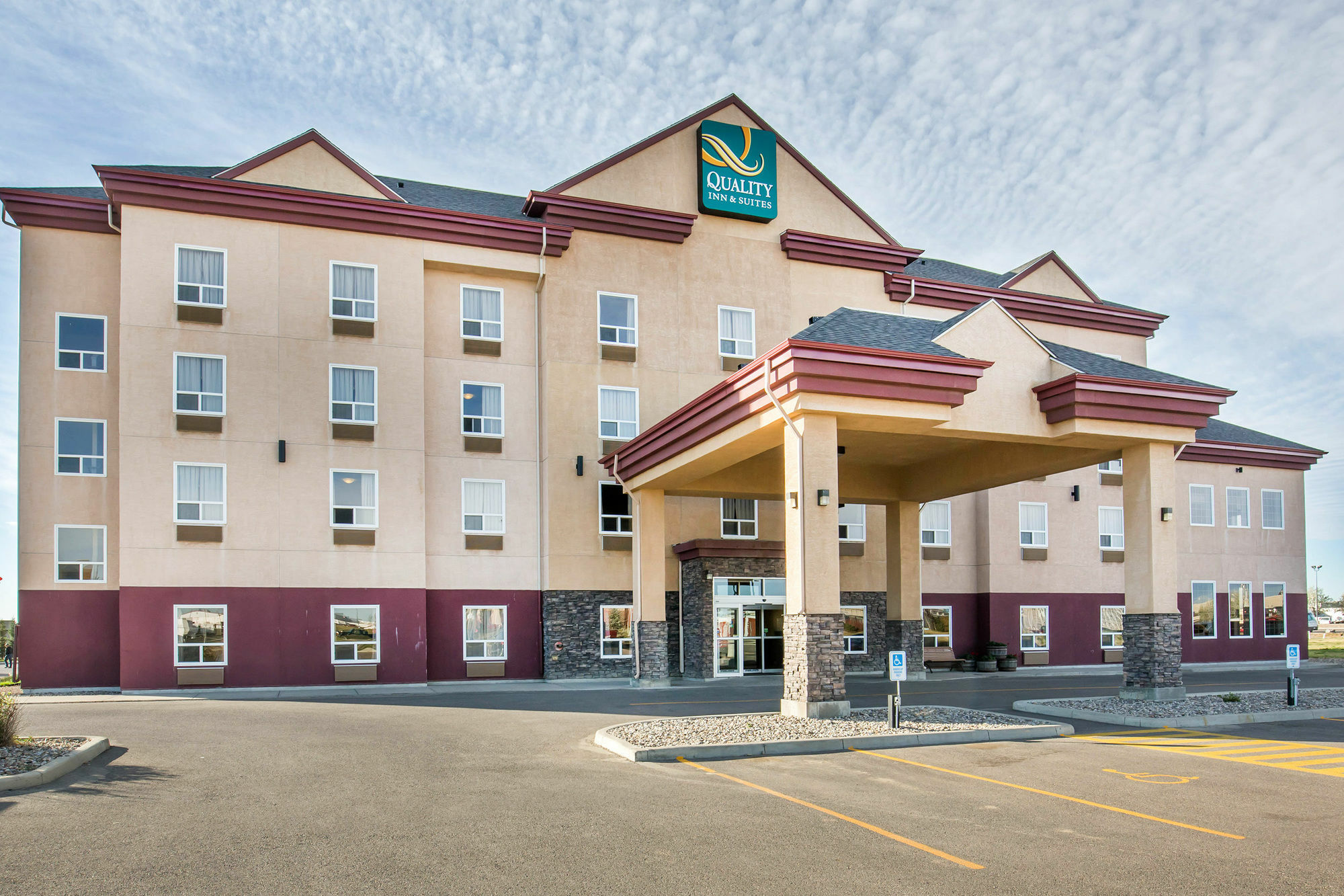 Quality Inn & Suites Lethbridge Exterior foto